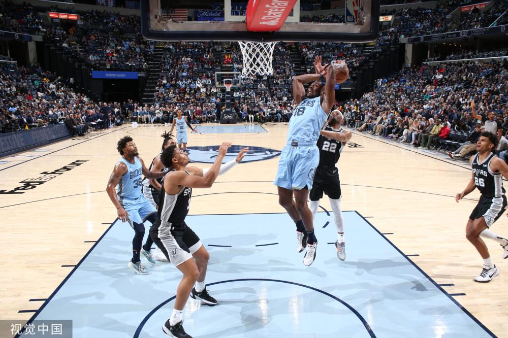 球队总是以 球队总是以